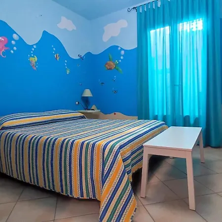 Holiday home La Casa Bianca A Due Minuti A Piedi Dal Mare *