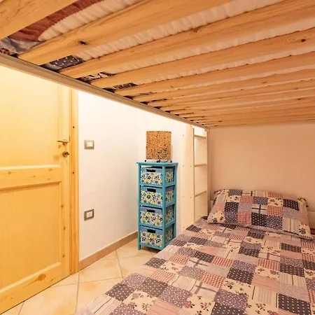 Holiday home La Casa Bianca A Due Minuti A Piedi Dal Mare *