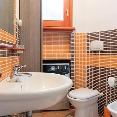 Holiday home La Casa Bianca A Due Minuti A Piedi Dal Mare