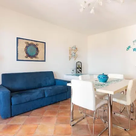 Holiday home La Casa Bianca A Due Minuti A Piedi Dal Mare Castelsardo